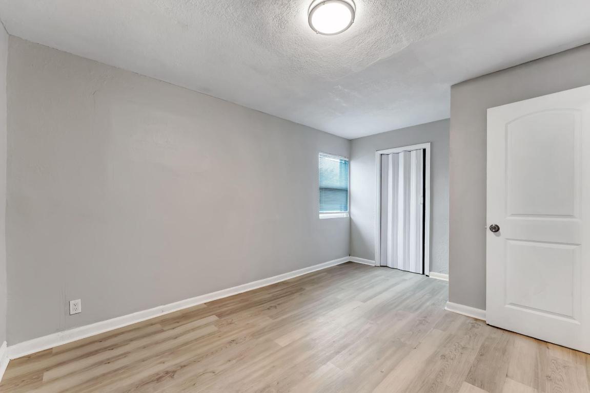 INLET GROVE - Residential Lease