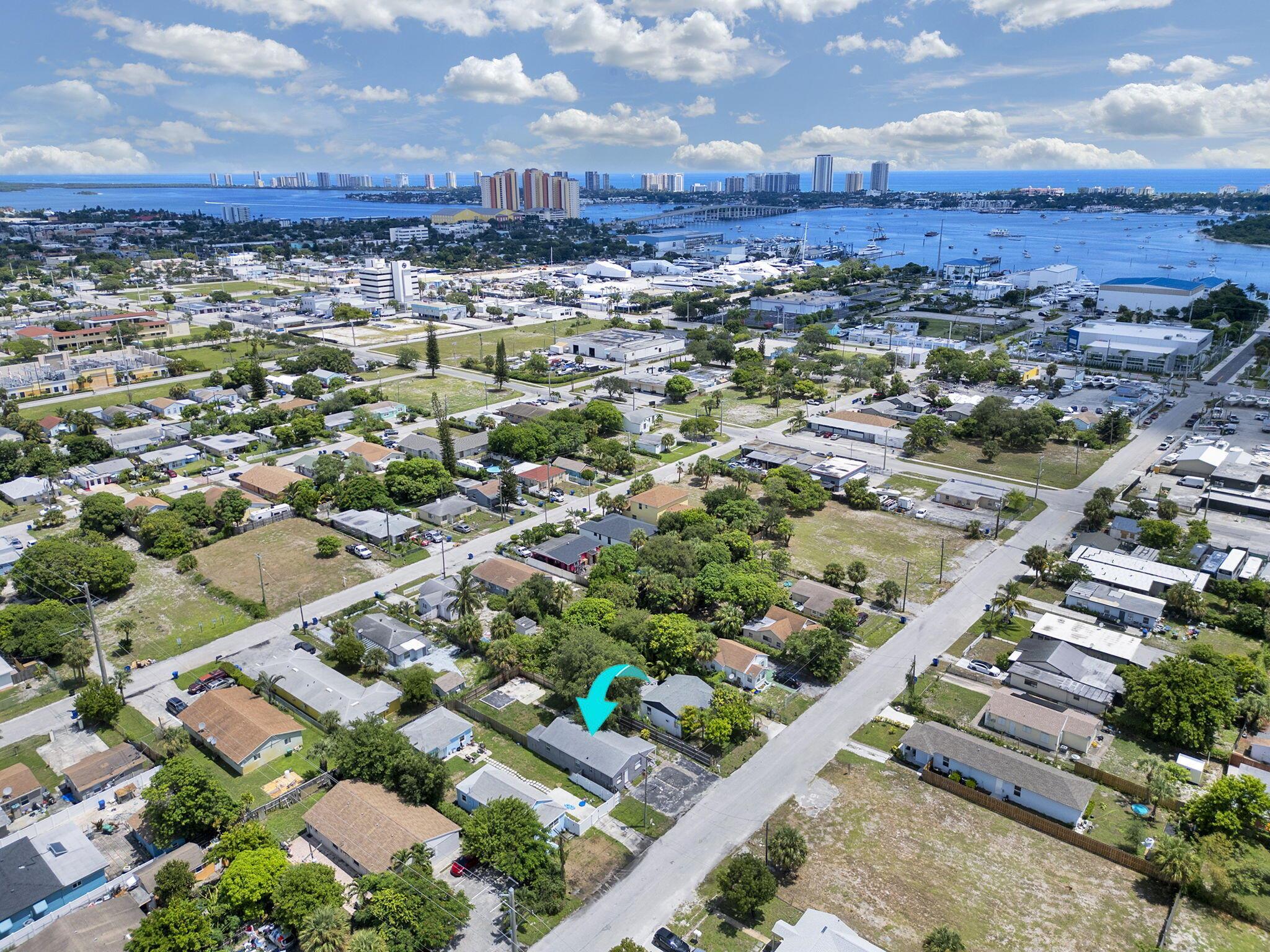 INLET GROVE - Residential Lease