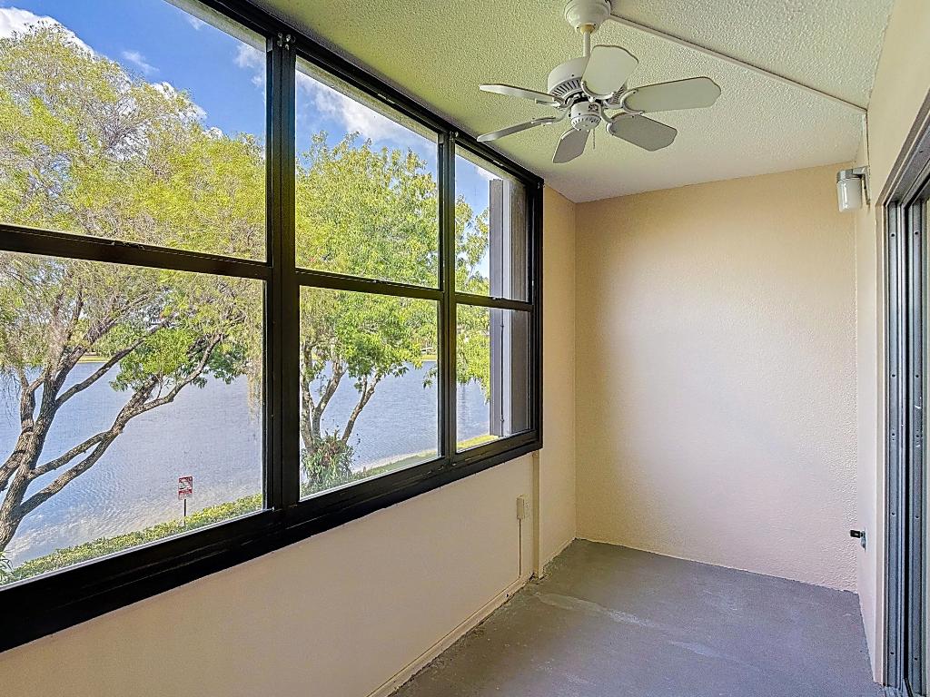 SUFFOLK AT CENTURY VILLAGE - Residential