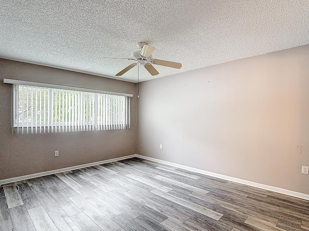 SUFFOLK AT CENTURY VILLAGE - Residential