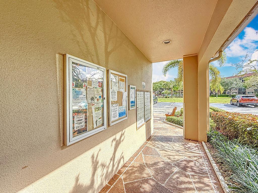 SUFFOLK AT CENTURY VILLAGE - Residential