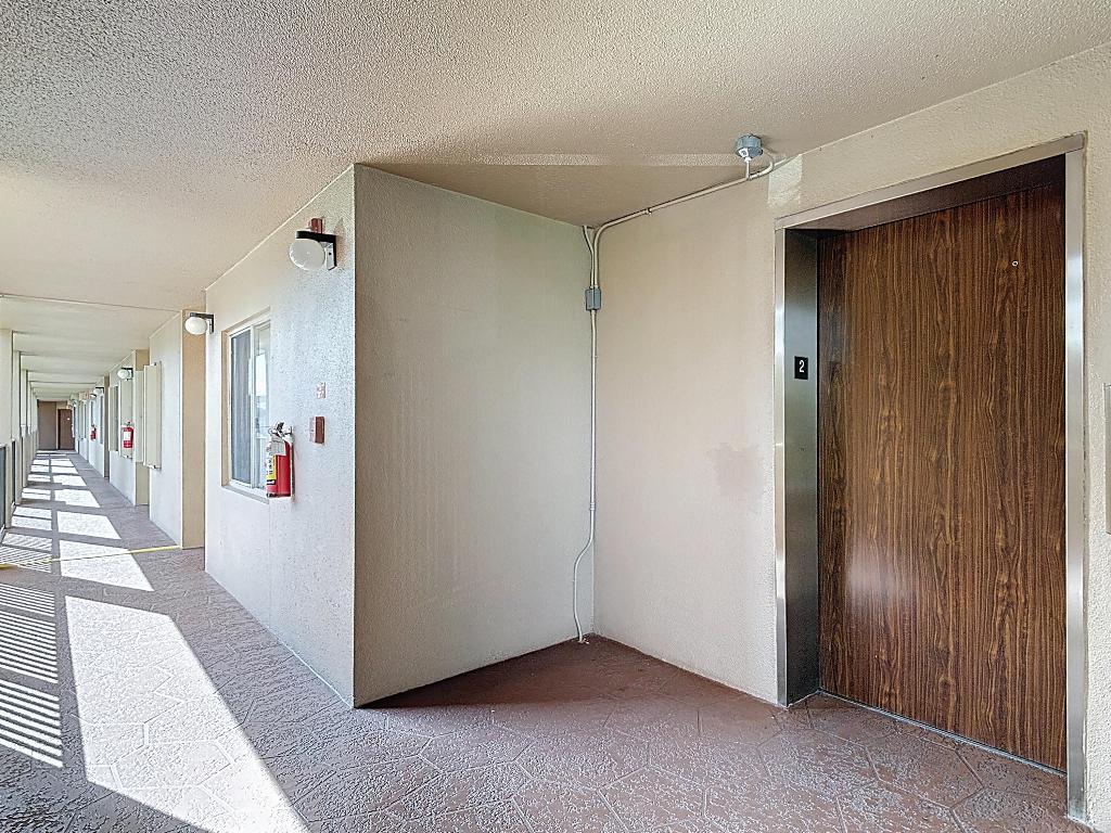 SUFFOLK AT CENTURY VILLAGE - Residential