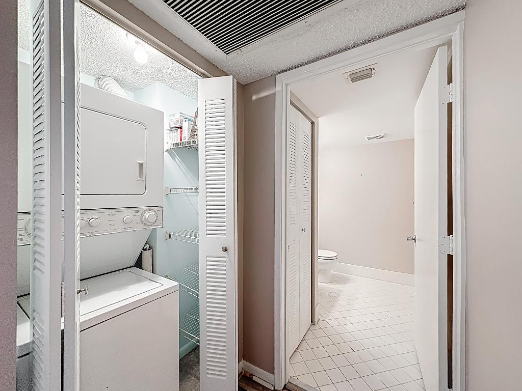 SUFFOLK AT CENTURY VILLAGE - Residential