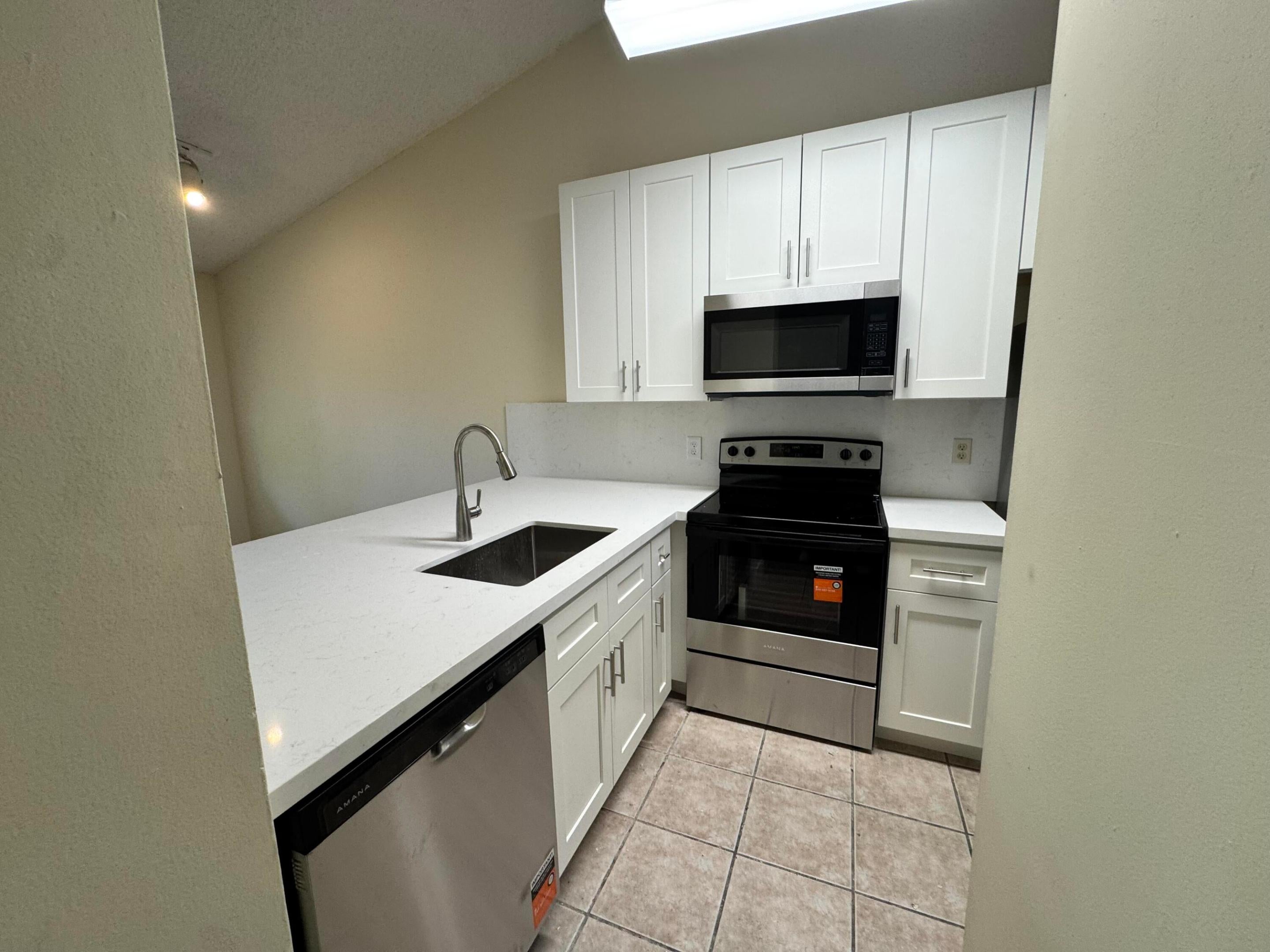 938 Coral Club Drive 938