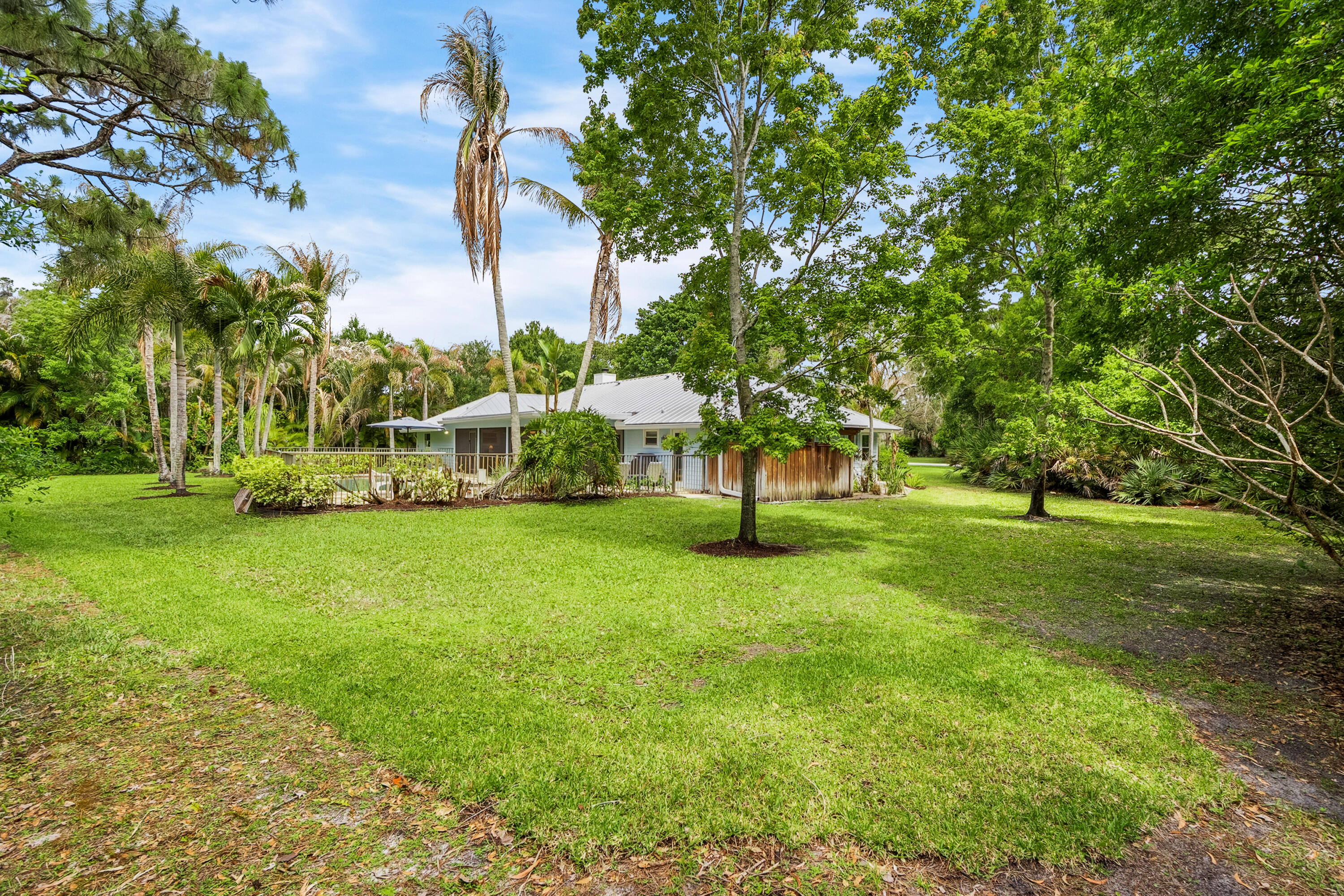 IMPERIAL WOODS - Residential