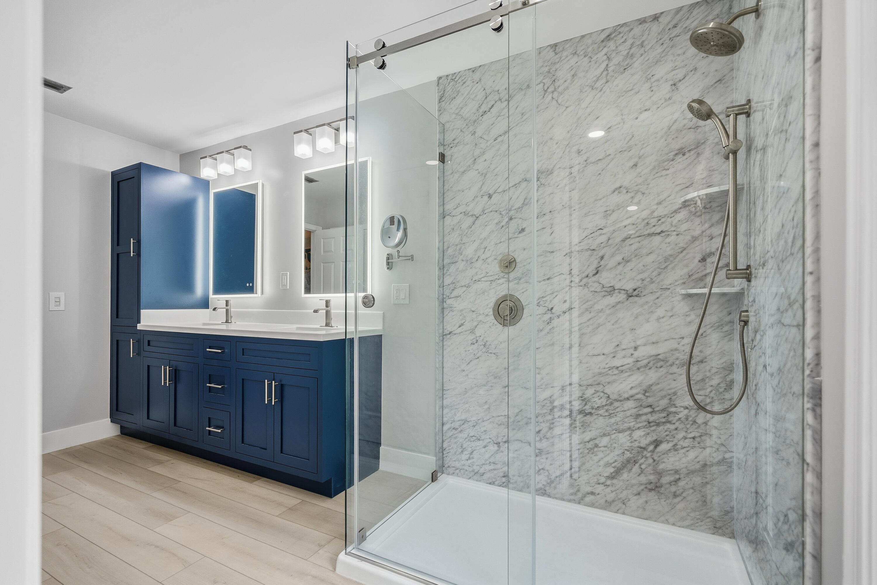 IMPERIAL WOODS - Residential