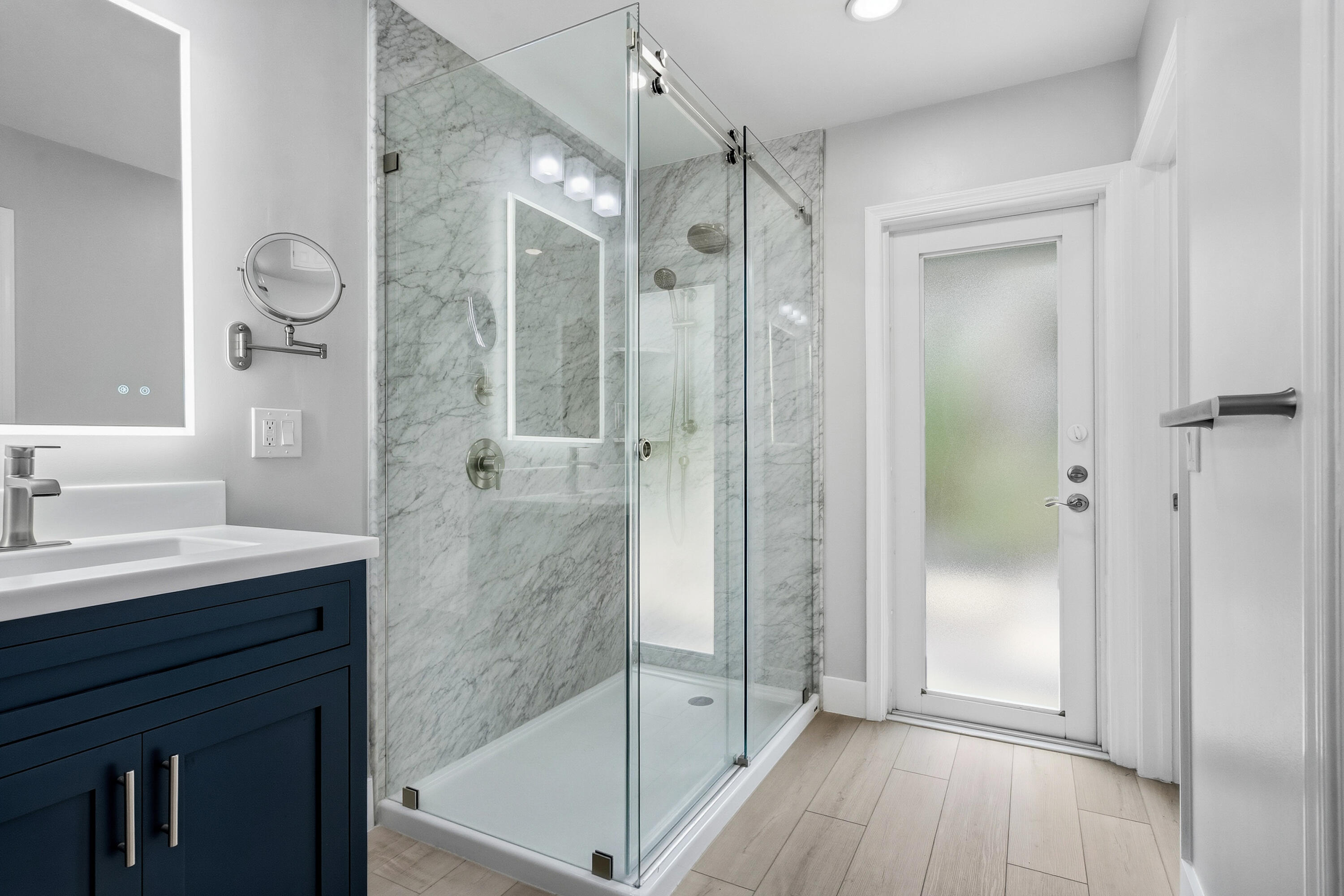 IMPERIAL WOODS - Residential