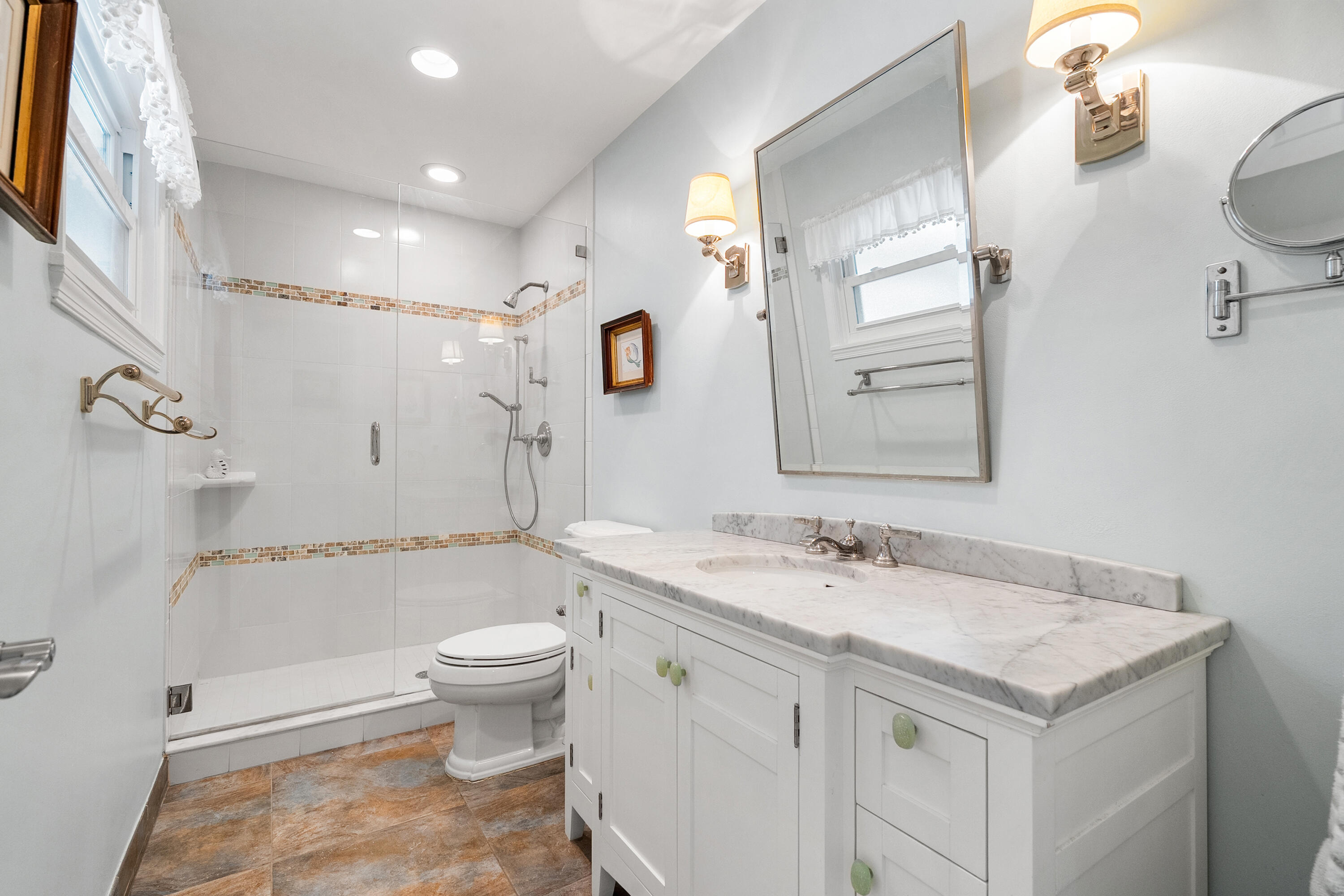 IMPERIAL WOODS - Residential