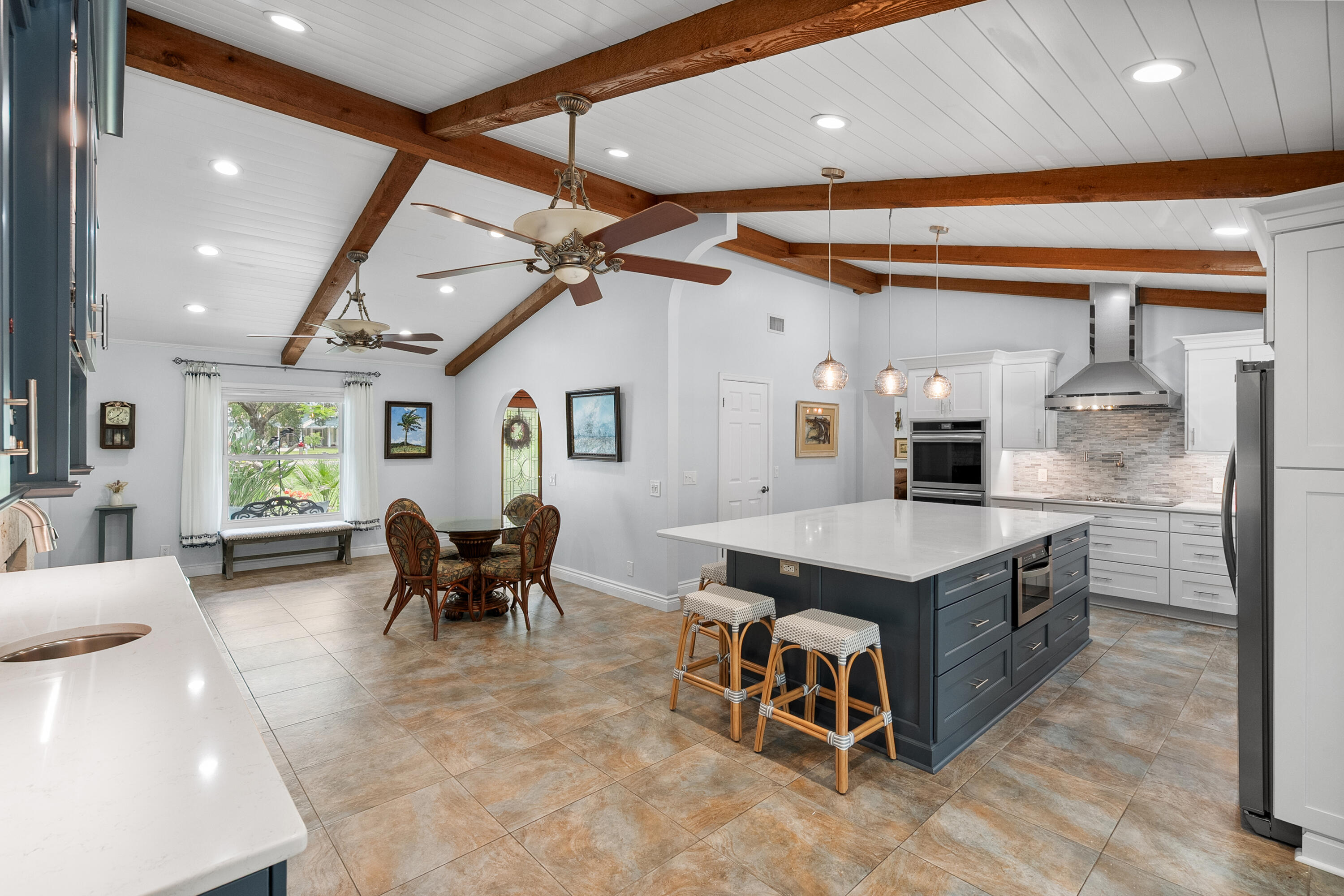 IMPERIAL WOODS - Residential