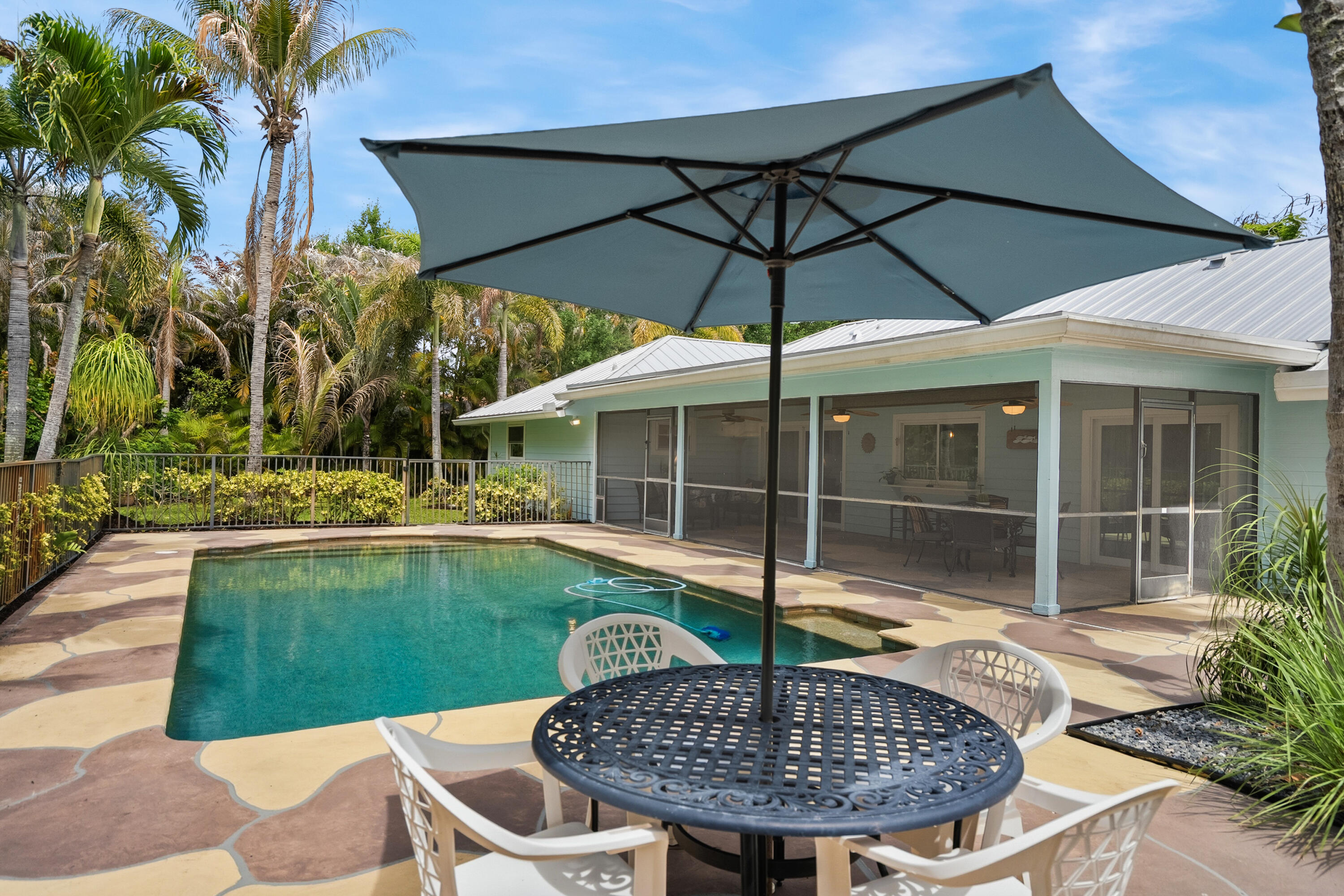 IMPERIAL WOODS - Residential