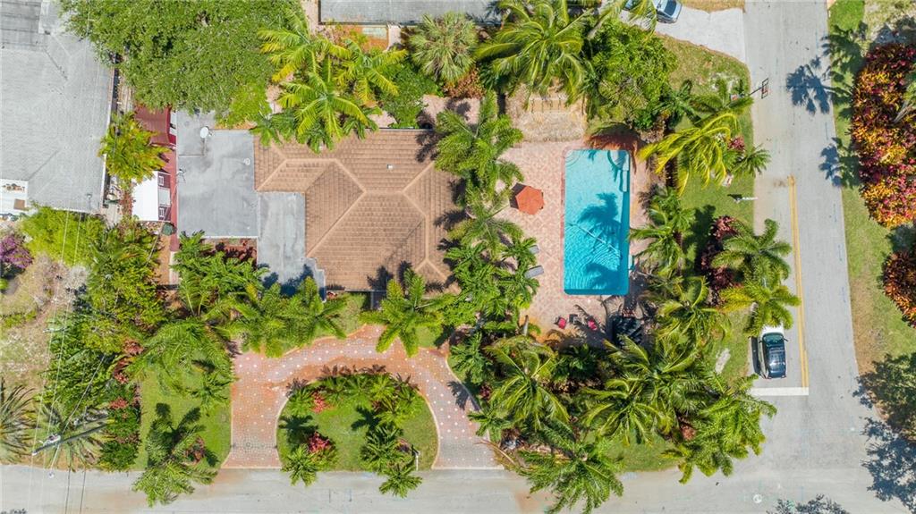 Poinsettia Heights - Residential