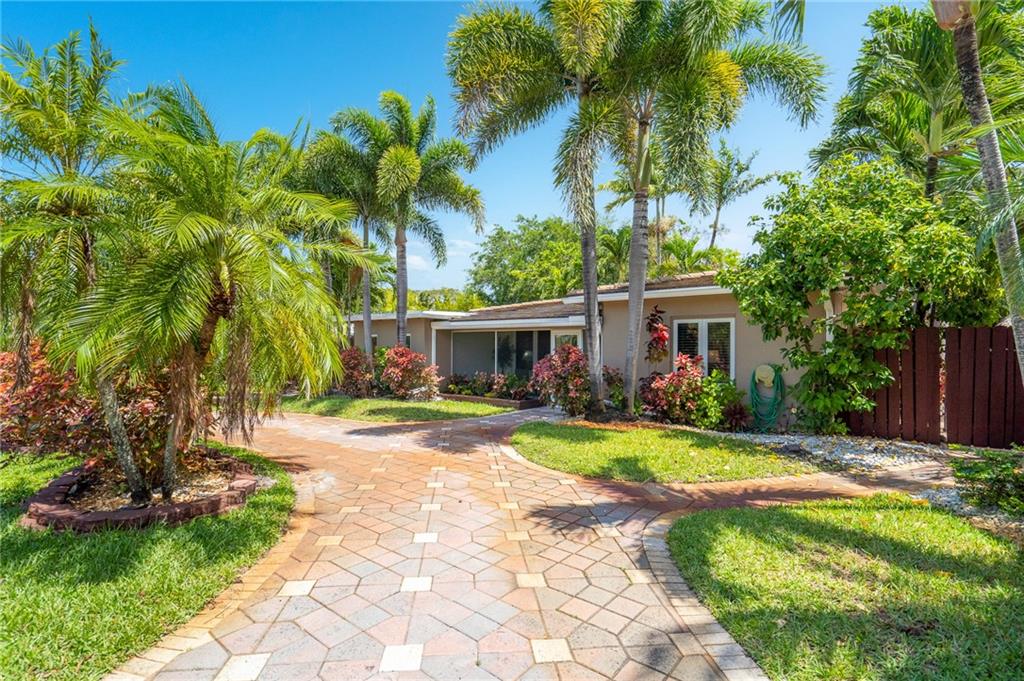 Poinsettia Heights - Residential