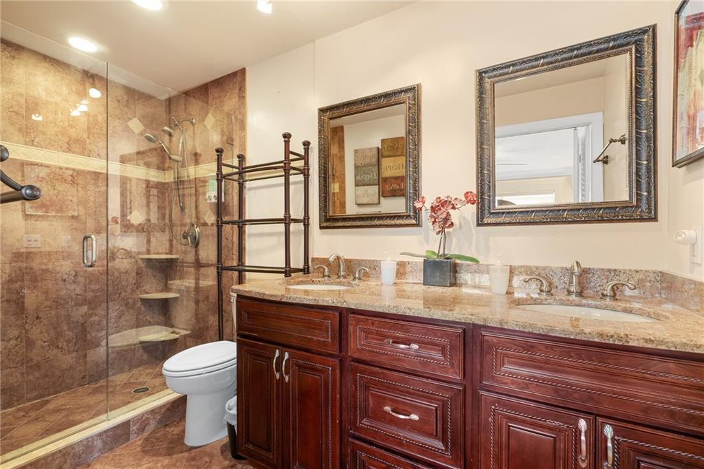 Poinsettia Heights - Residential