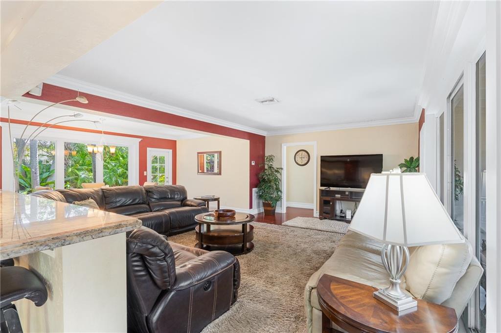 Poinsettia Heights - Residential