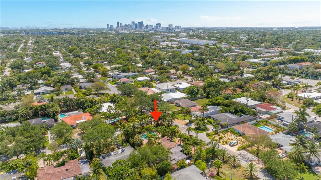 Poinsettia Heights - Residential