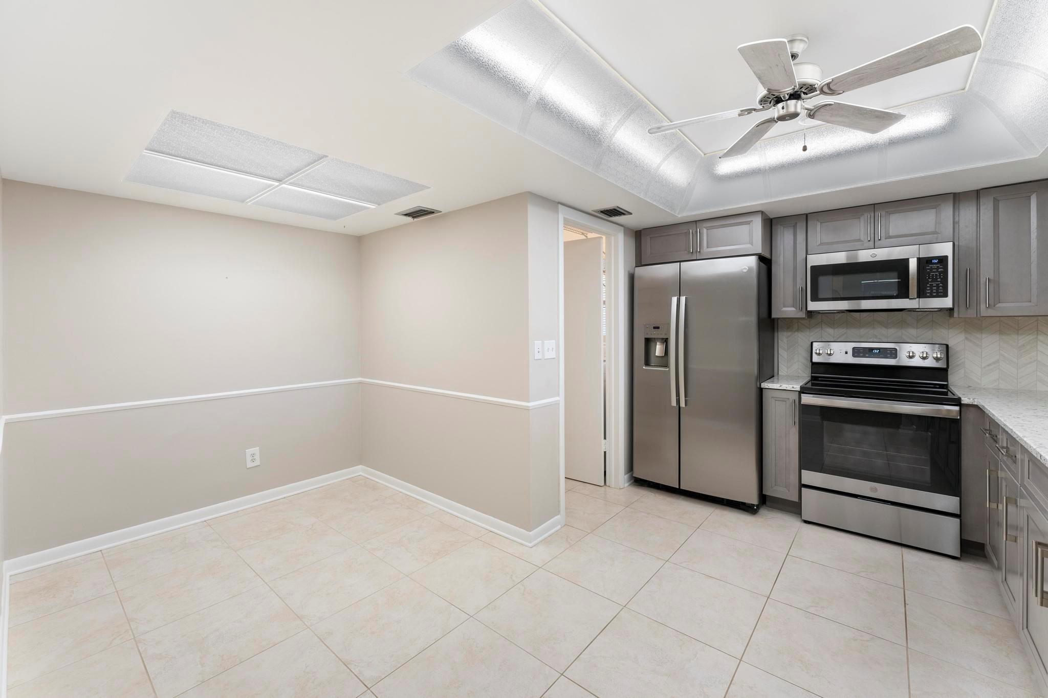 LAKE CLARKE HEIGHTS - Residential