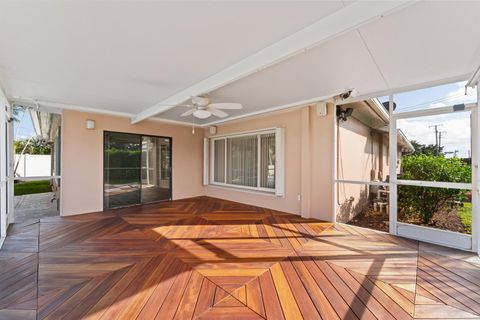 A home in Lake Clarke Shores