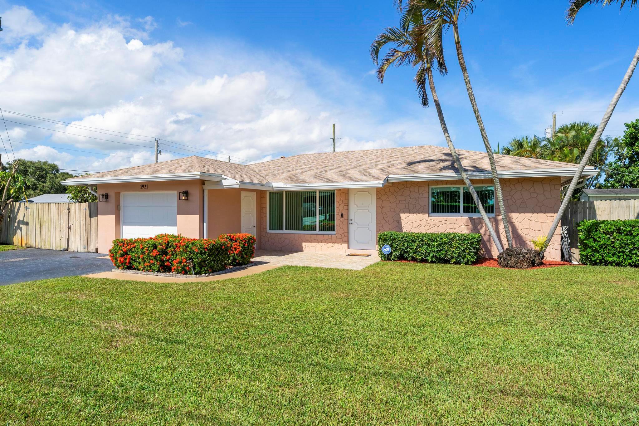 LAKE CLARKE HEIGHTS - Residential