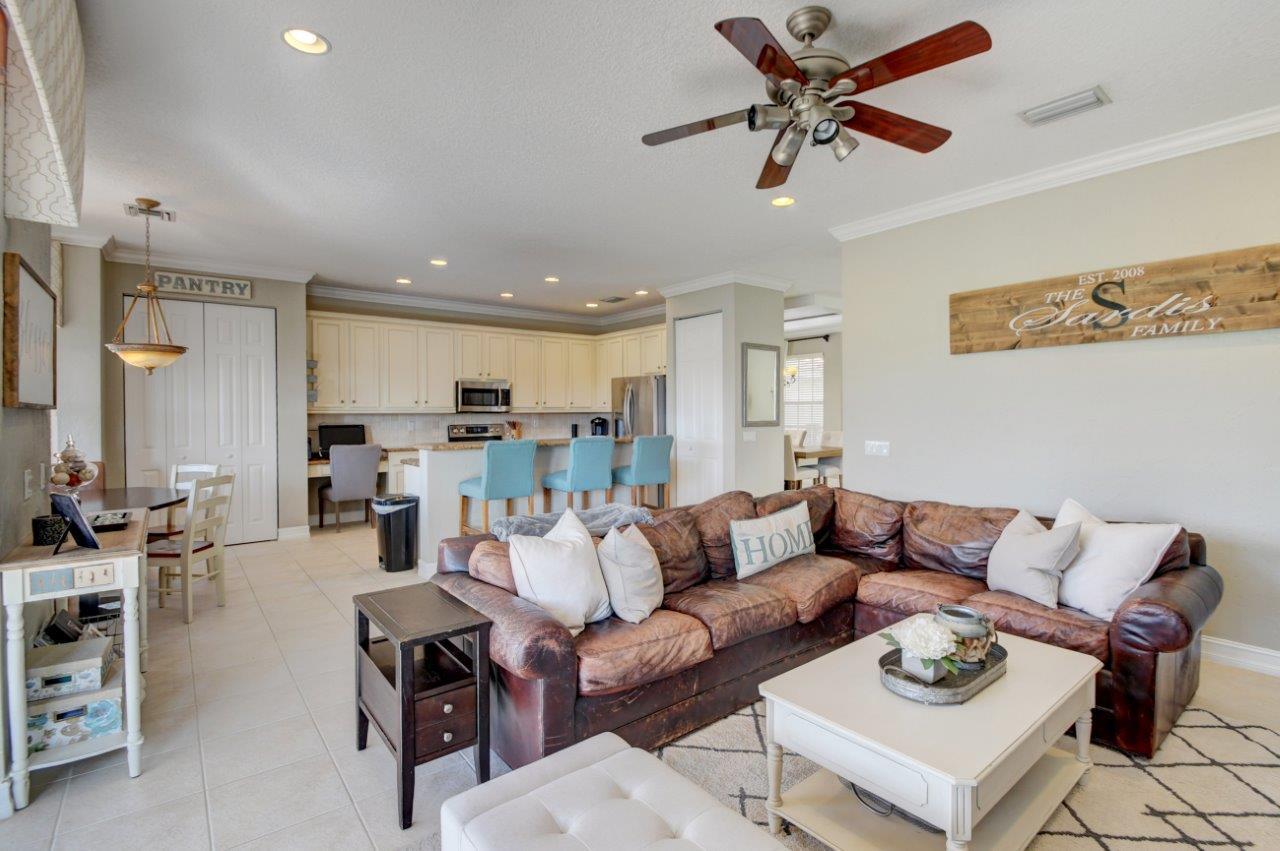 Canyon Lakes - Residential