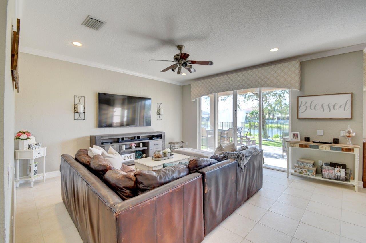 Canyon Lakes - Residential