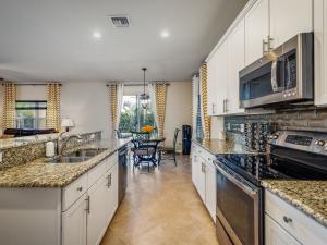 LOXAHATCHEE RESERVE NORTH - Residential