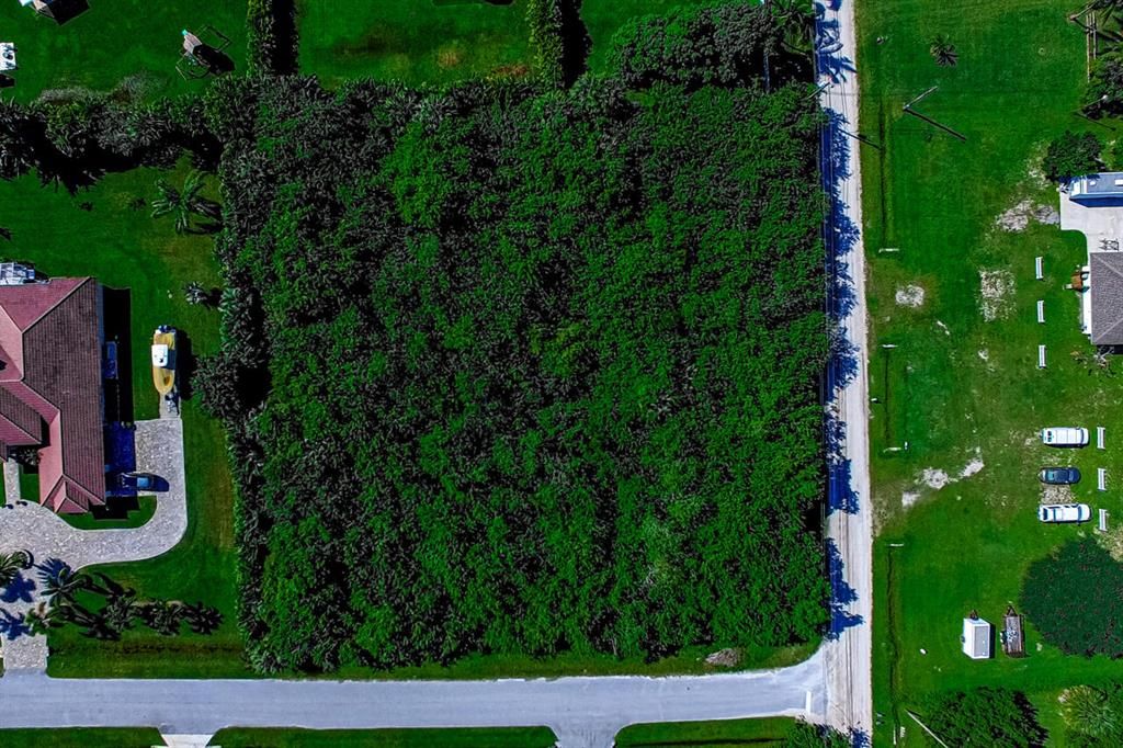 Photo of X 76th Trail N, Palm Beach Gardens, FL 33418 (MLS # R10757466)