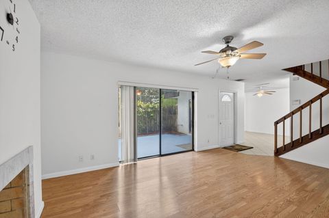 176 Woodland Road Palm Springs FL 33461