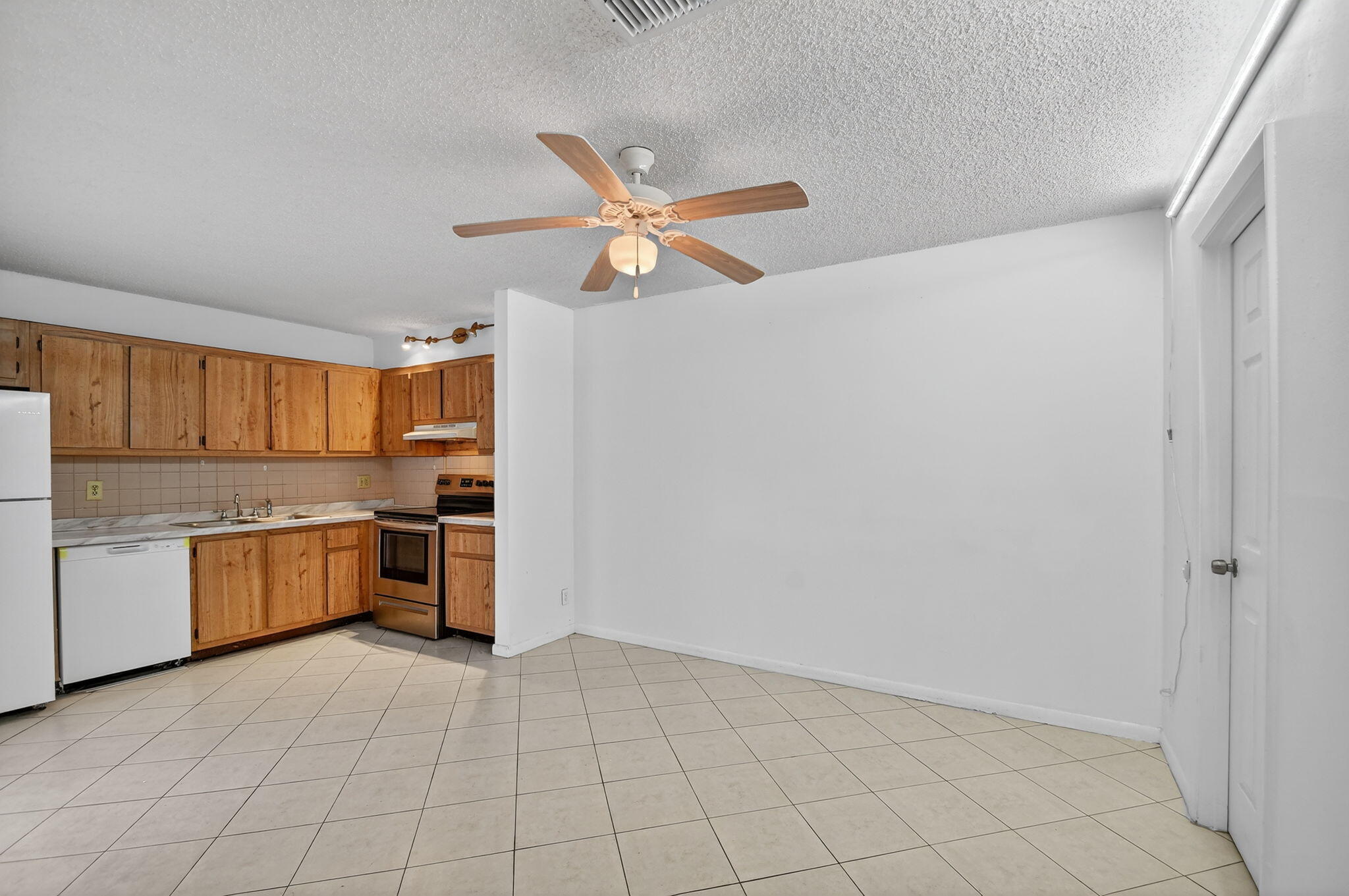 WOODLANDS OF PALM SPRINGS - Residential