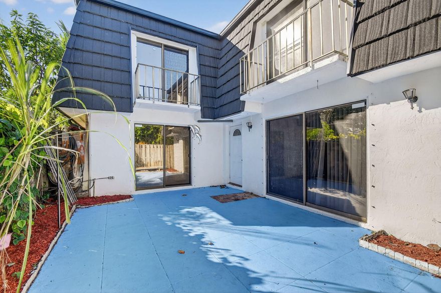 New roof (2025), HVAC system replaced in 2022, and a new dishwasher (2025)providing peace of mind for years to come .Welcome to this charming townhome located in the heart of Palm Springs. Tucked away on a quiet street. comfortable layout filled with natural light and inviting living spaces.The functional floor plan is ideal for both everyday living and entertaining, while the spacious private patio creates the perfect setting for relaxing or hosting outdoor gatherings. Conveniently situated near shopping, dining, major roadways, and local schools, this home delivers the perfect balance of comfort and accessibility.