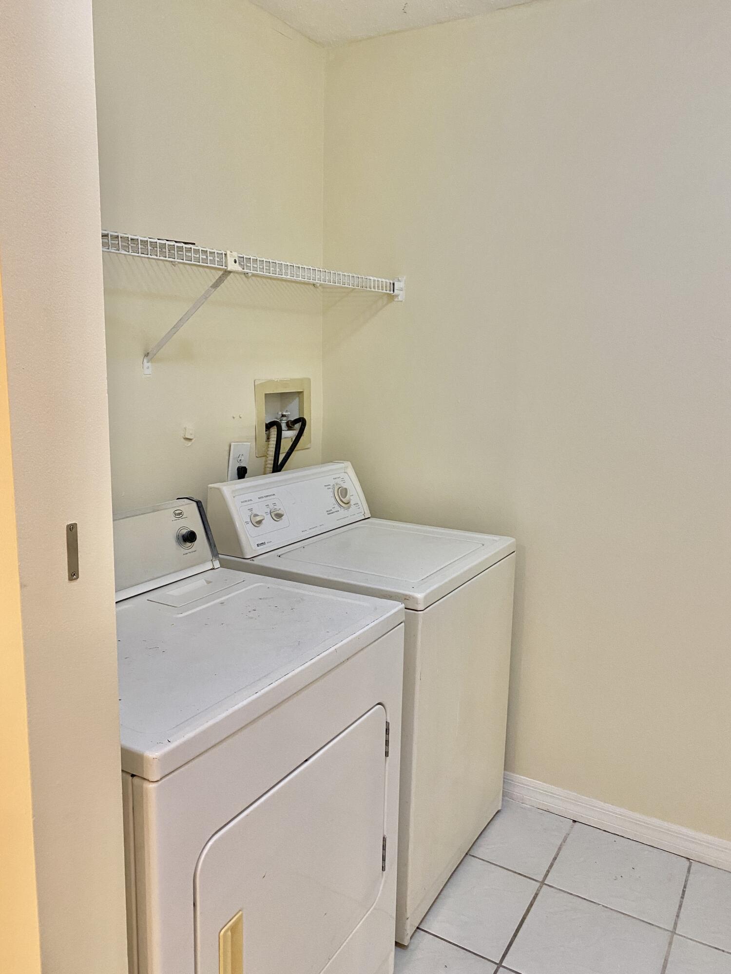 PARK PLACE TOWNHOMES - Residential Lease