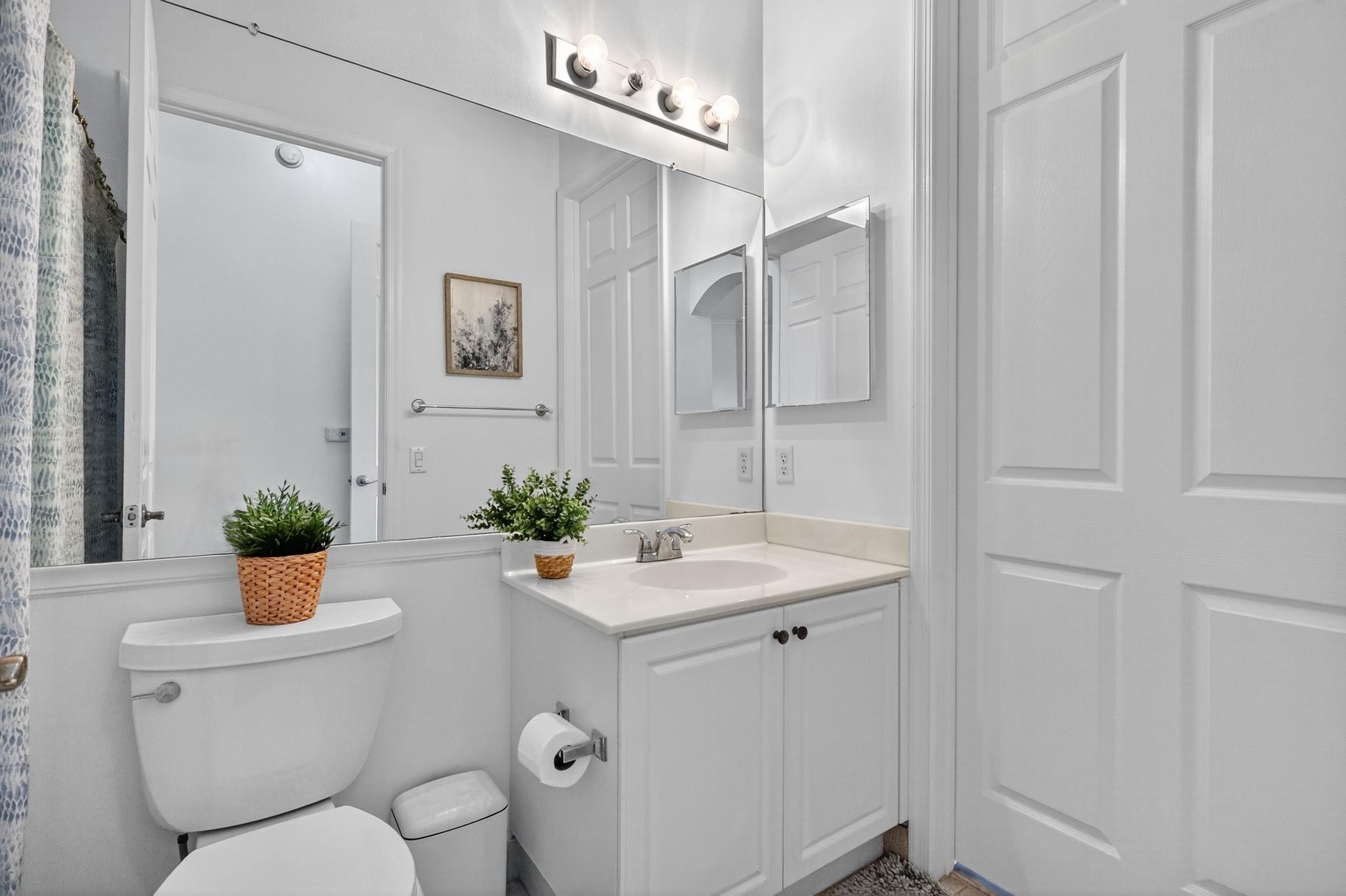 El-Ad Villaggio Condo Bld - Residential Lease