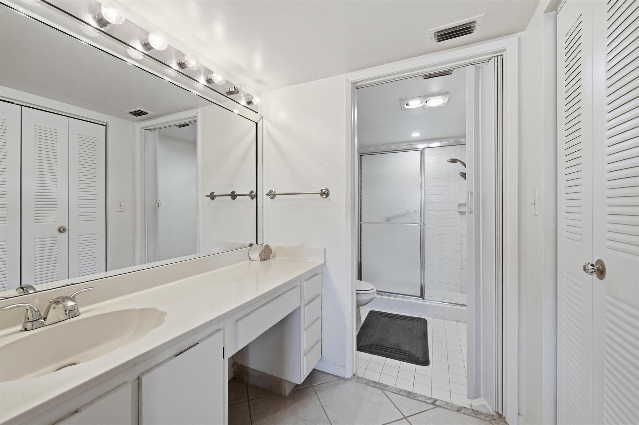 LAKES OF DELRAY - Residential