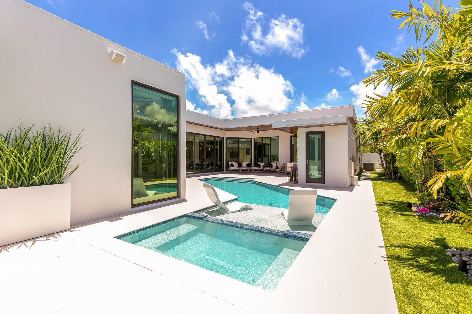 BOCA VILLAS SEC B - Residential