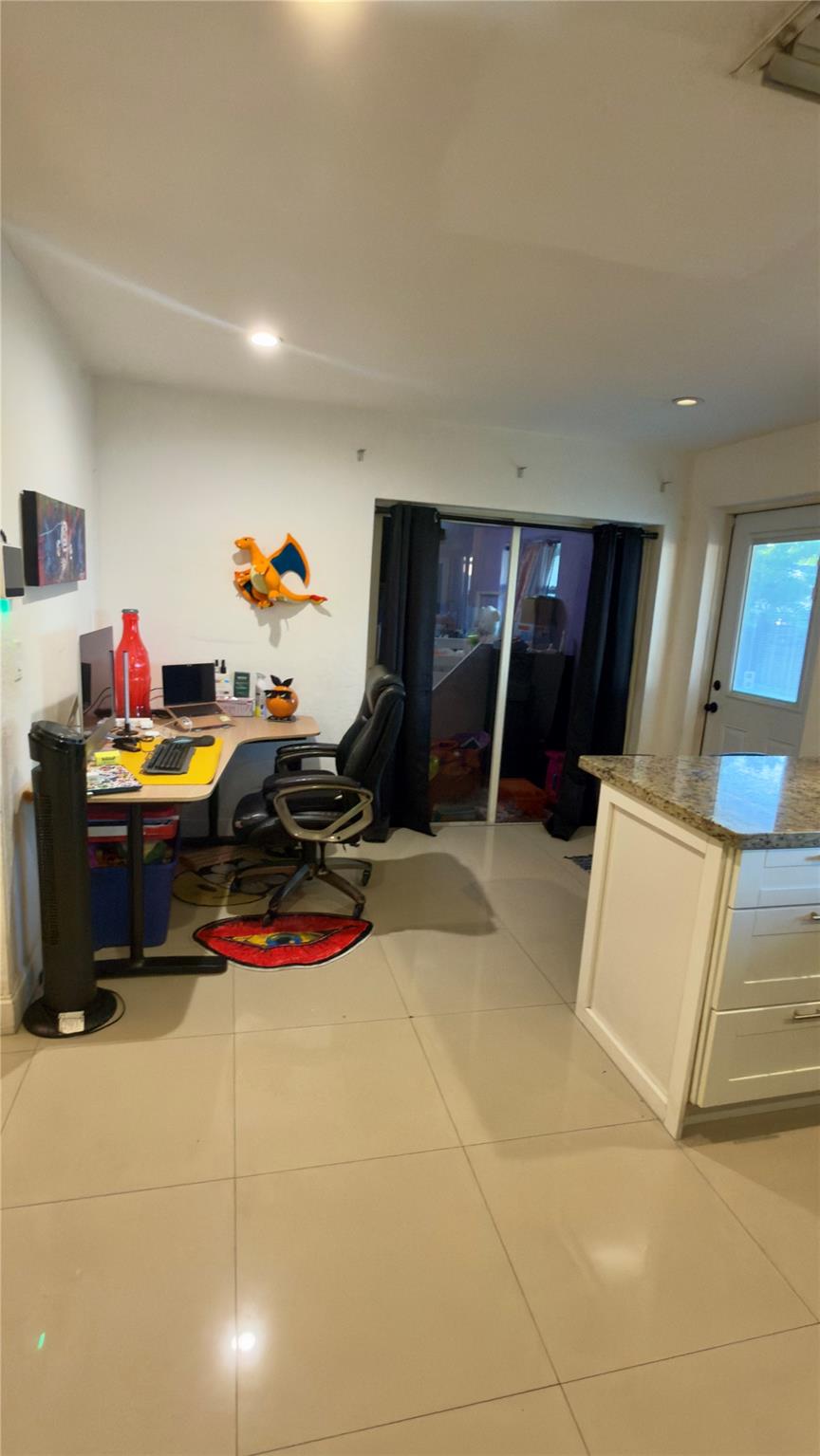 Sunrise Golf Village Sec - Residential