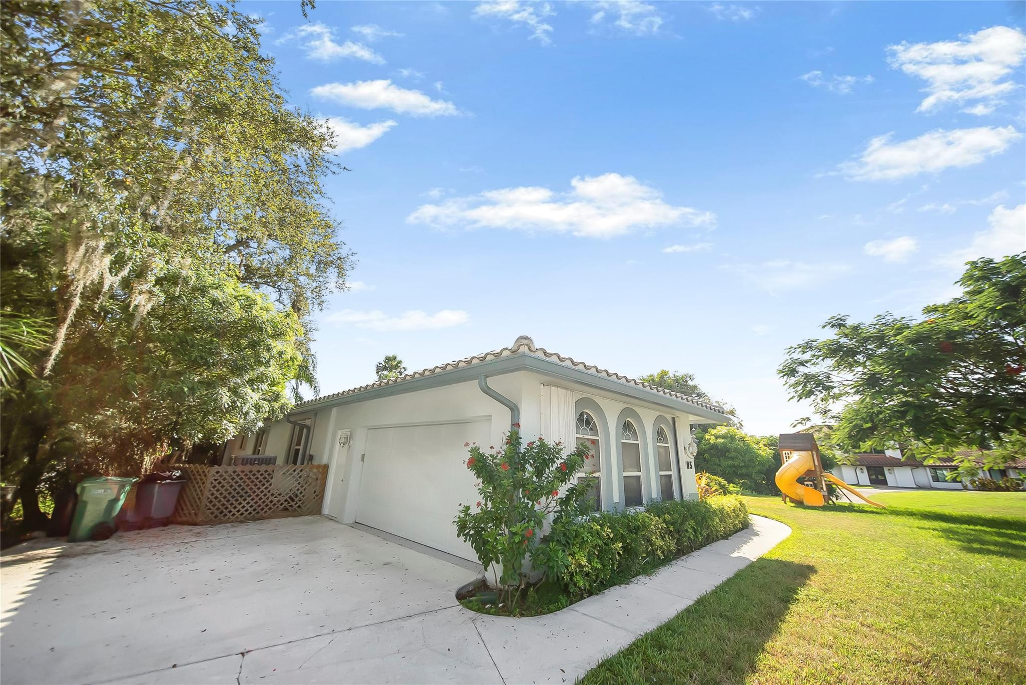 RIVERS EDGE - Residential