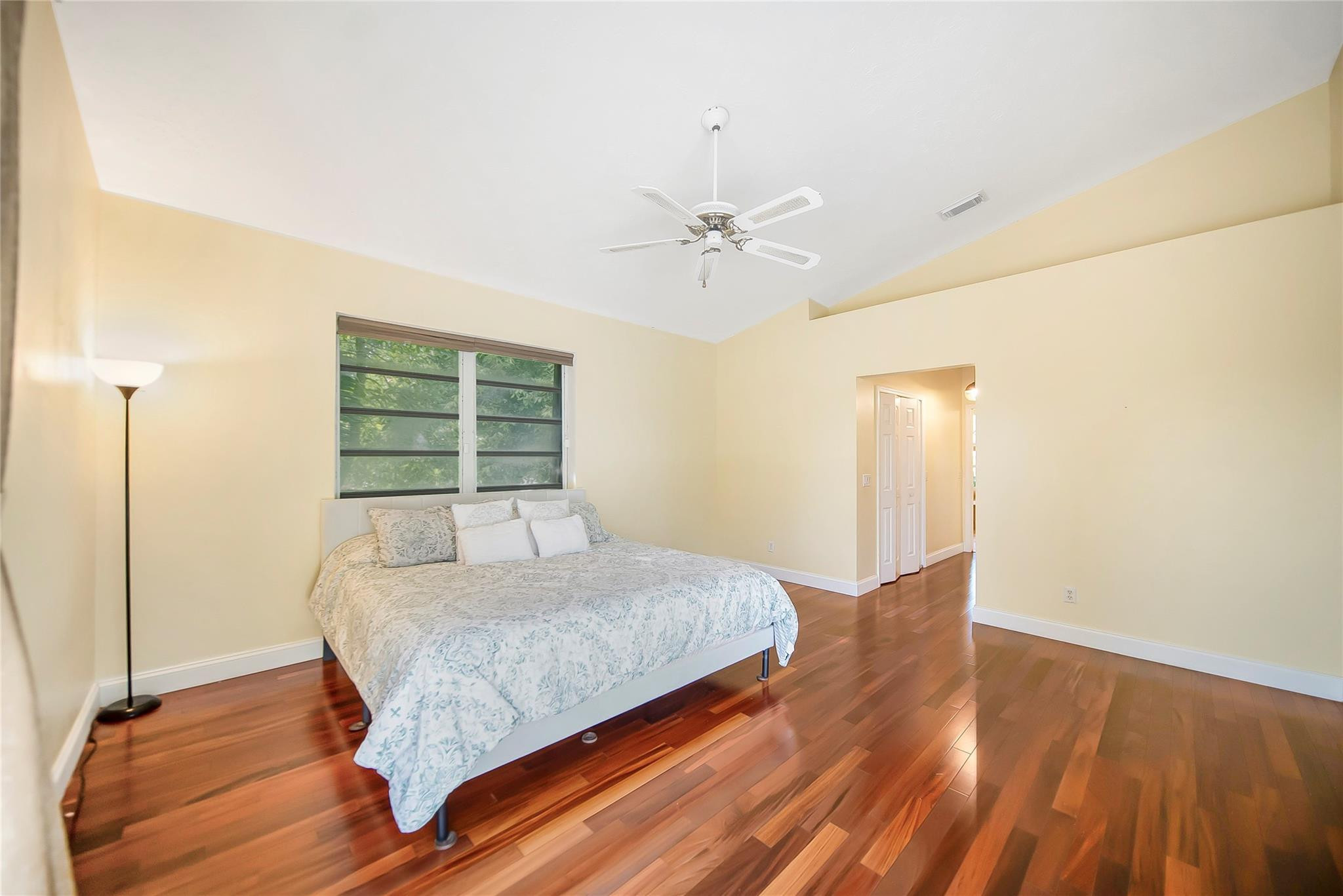 RIVERS EDGE - Residential