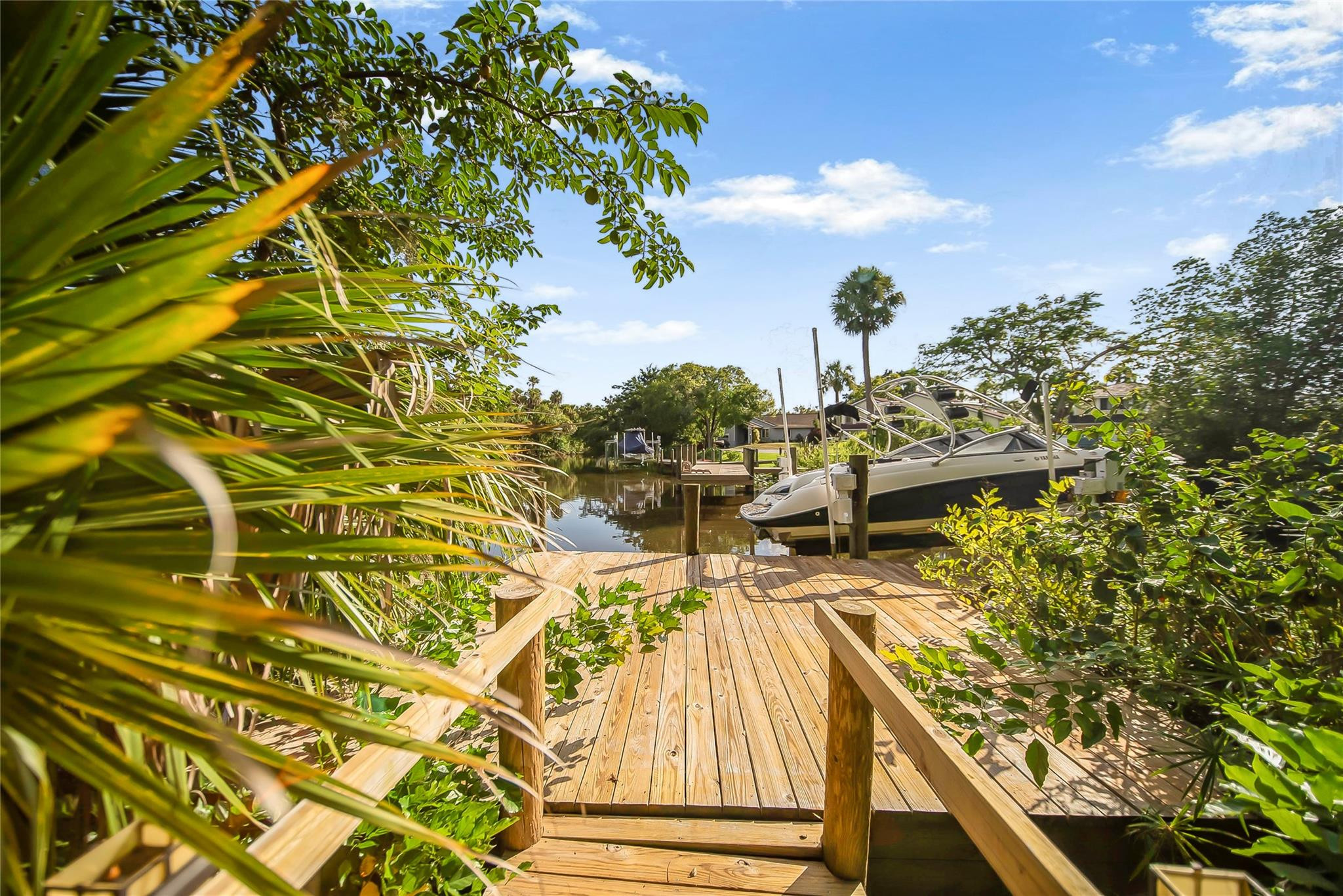 RIVERS EDGE - Residential