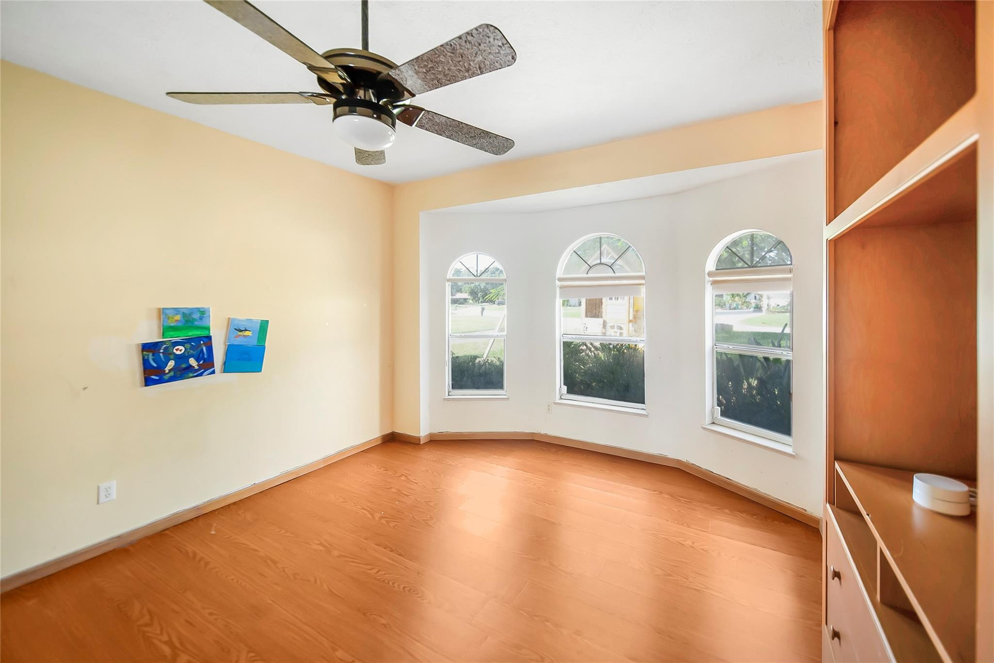 RIVERS EDGE - Residential