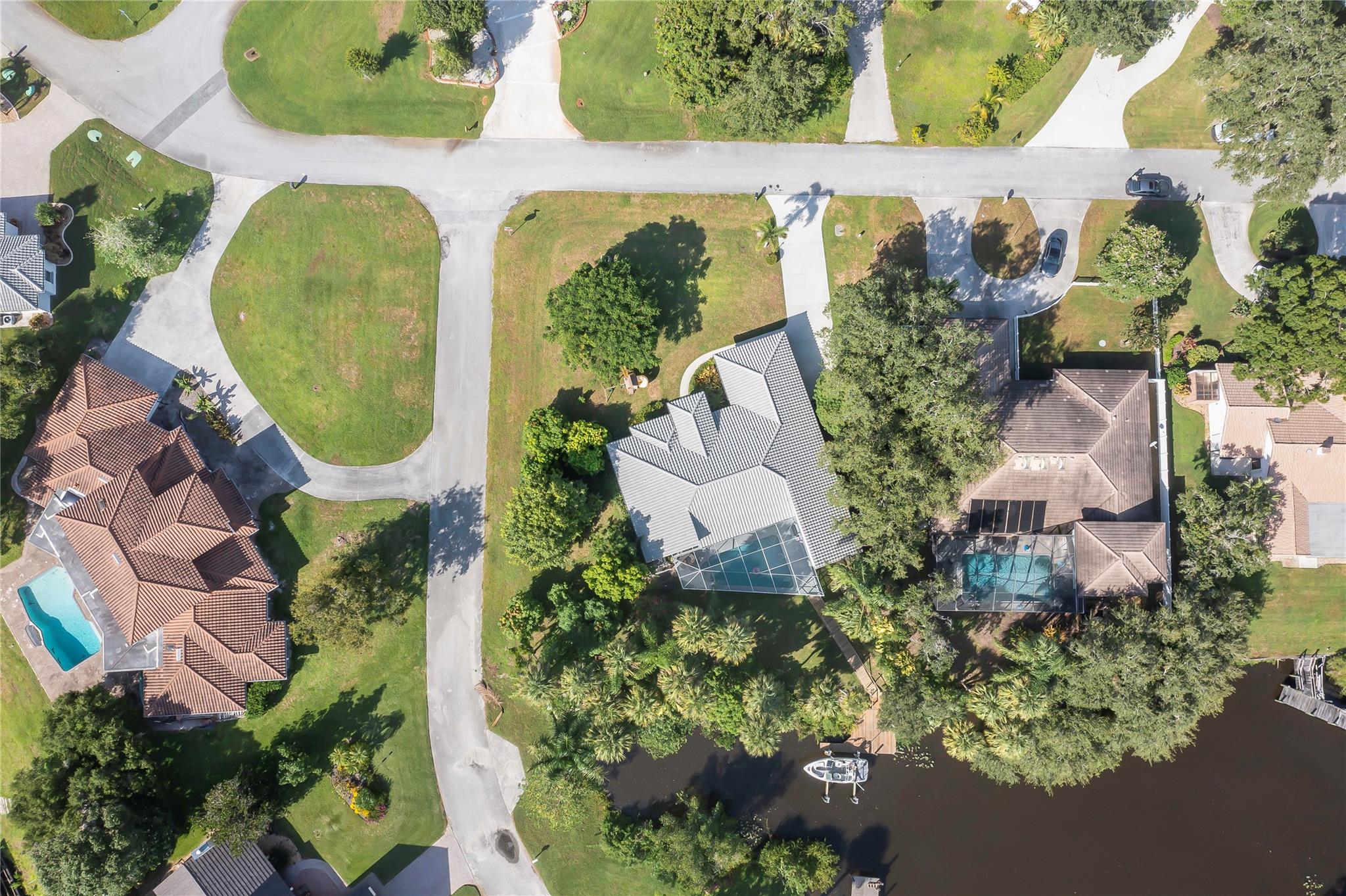 RIVERS EDGE - Residential
