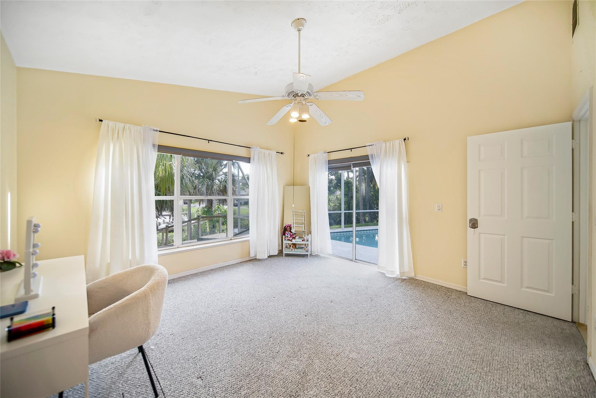 RIVERS EDGE - Residential