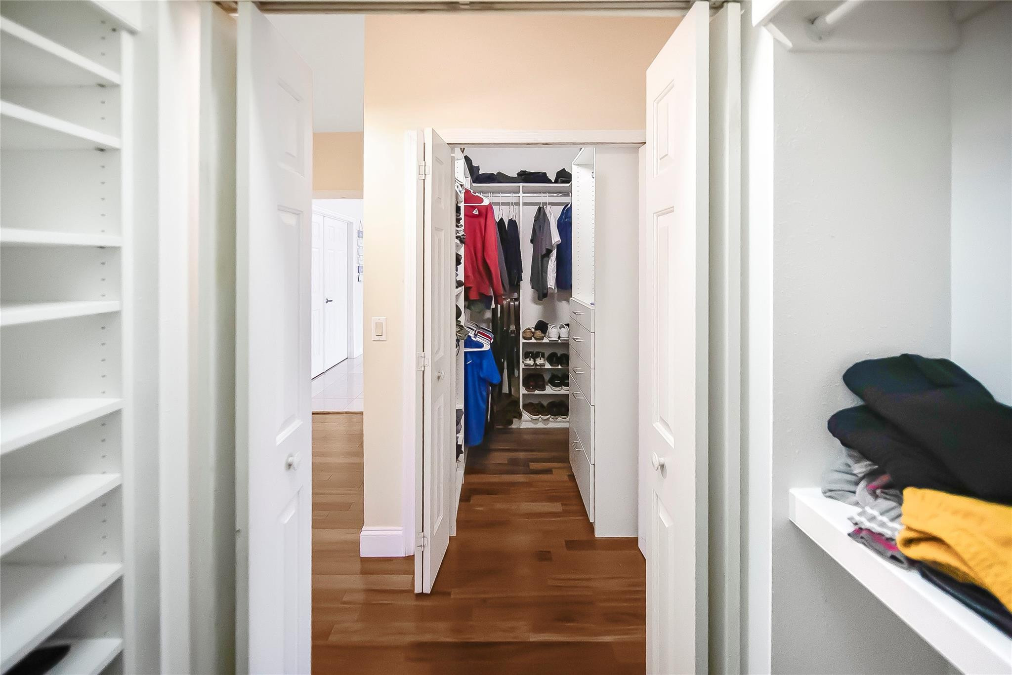 RIVERS EDGE - Residential