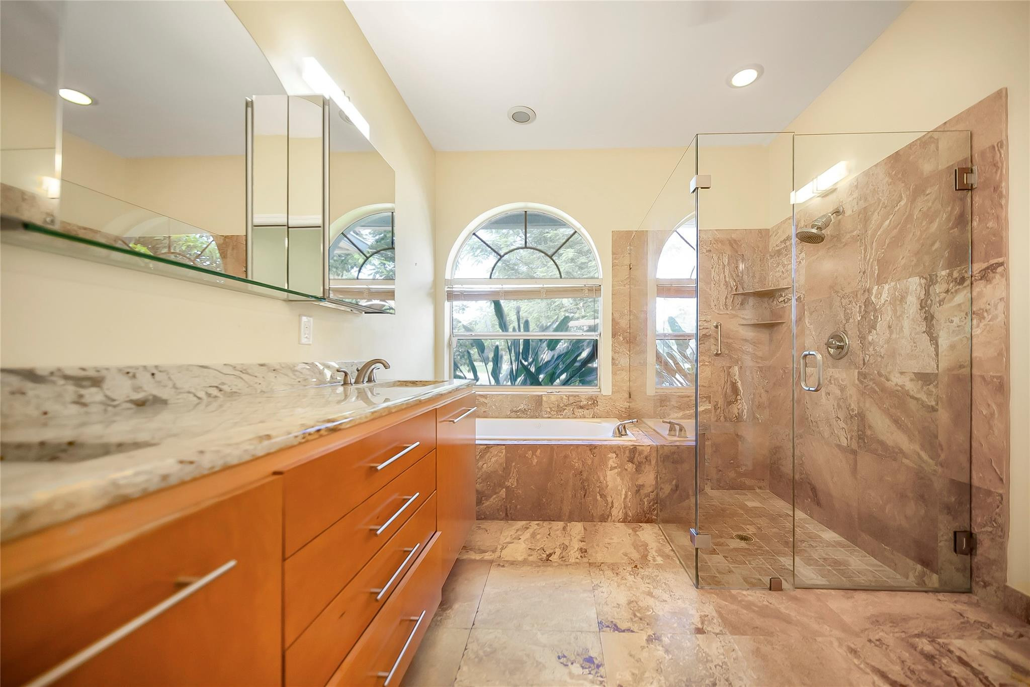 RIVERS EDGE - Residential