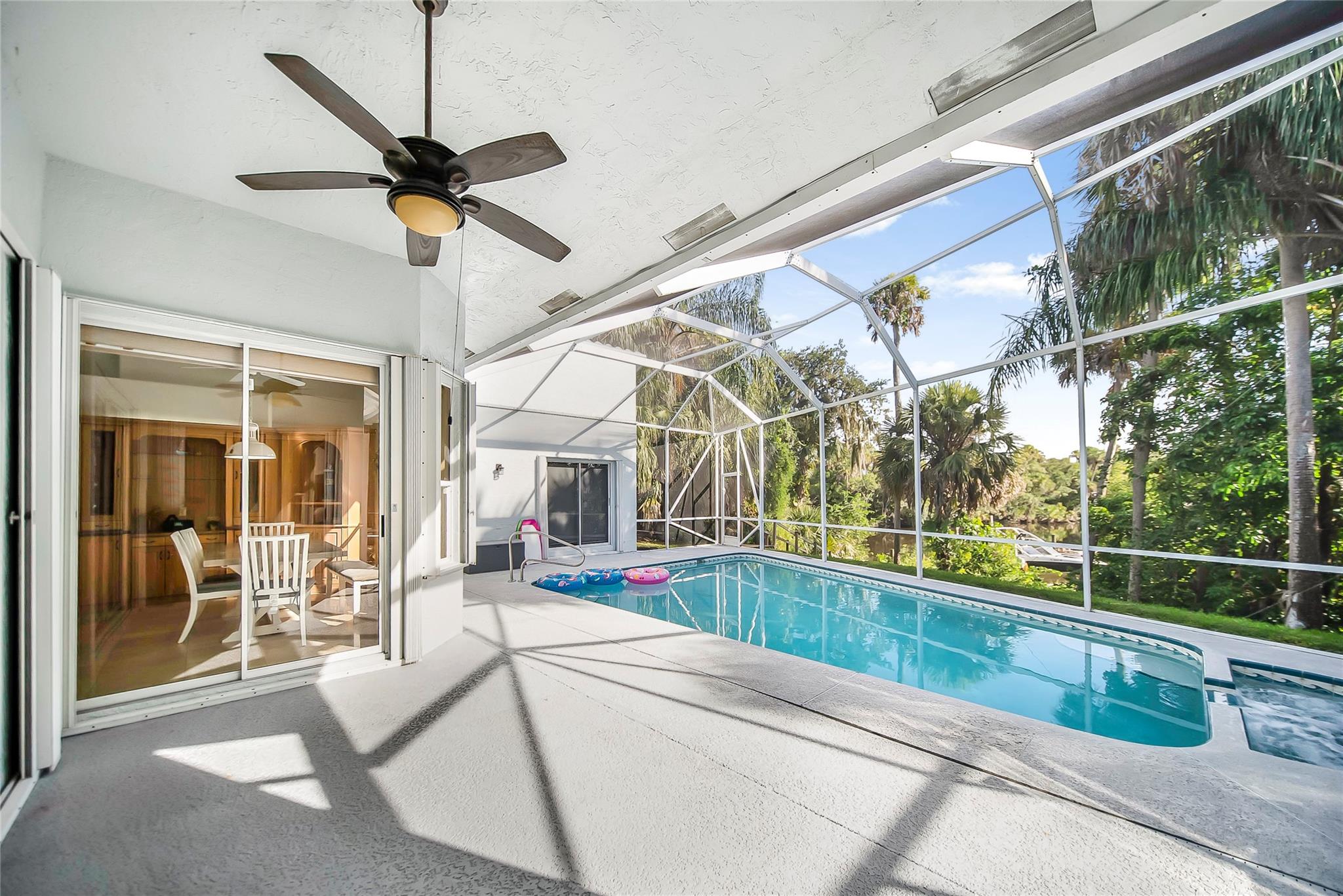 RIVERS EDGE - Residential