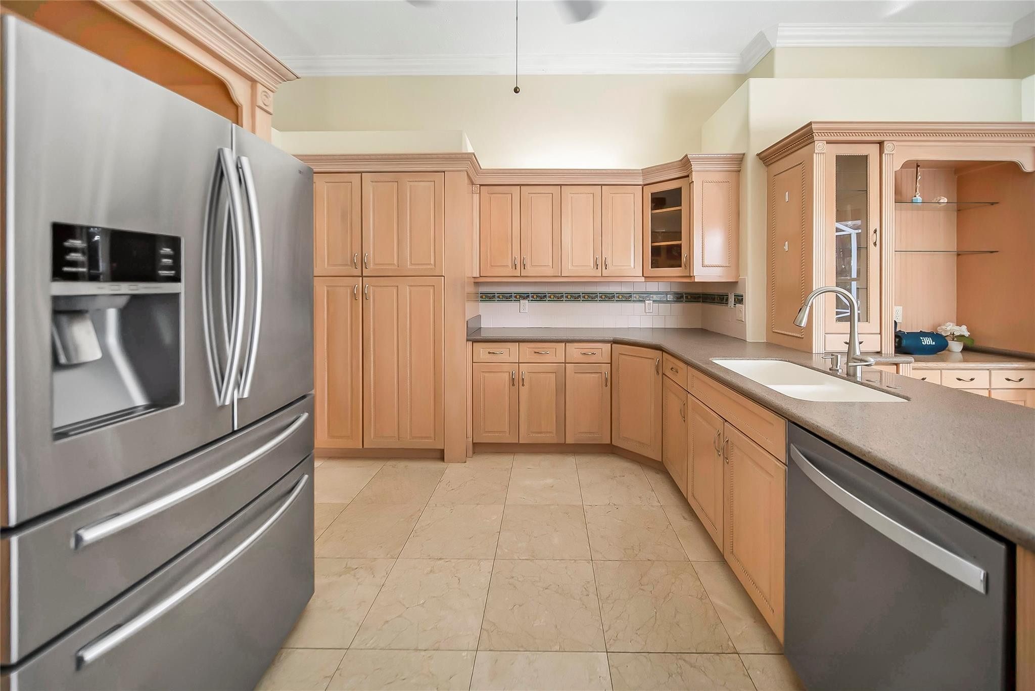 RIVERS EDGE - Residential