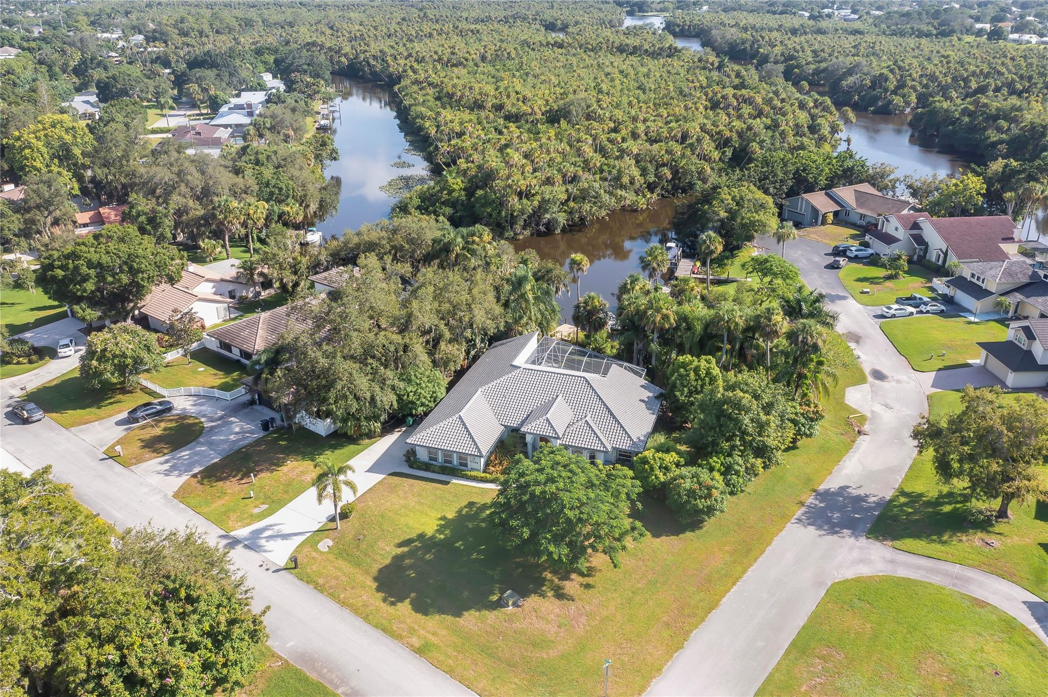 RIVERS EDGE - Residential