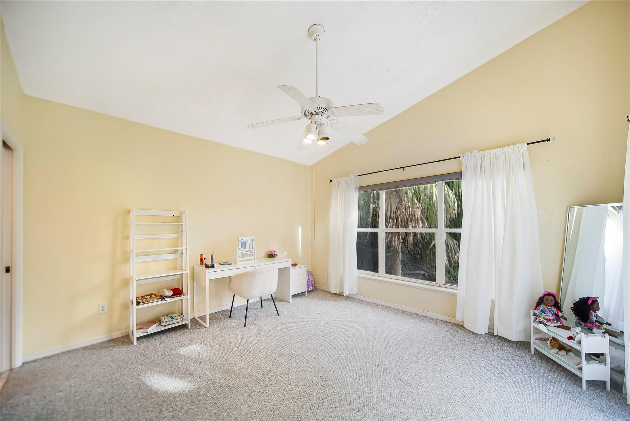 RIVERS EDGE - Residential