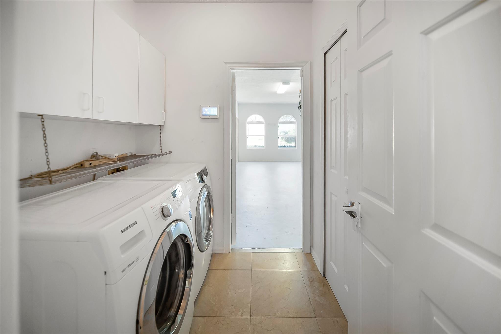 RIVERS EDGE - Residential