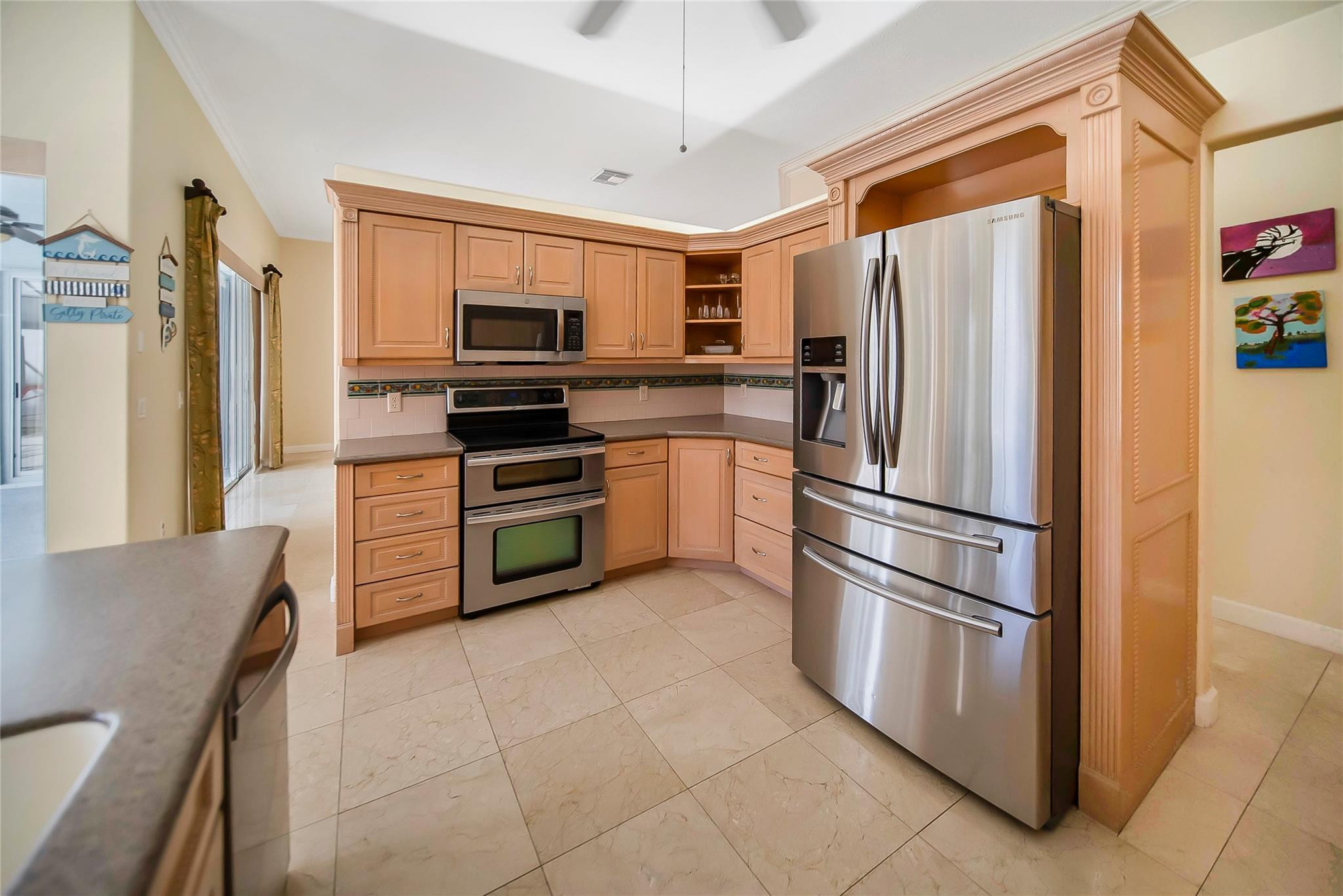 RIVERS EDGE - Residential