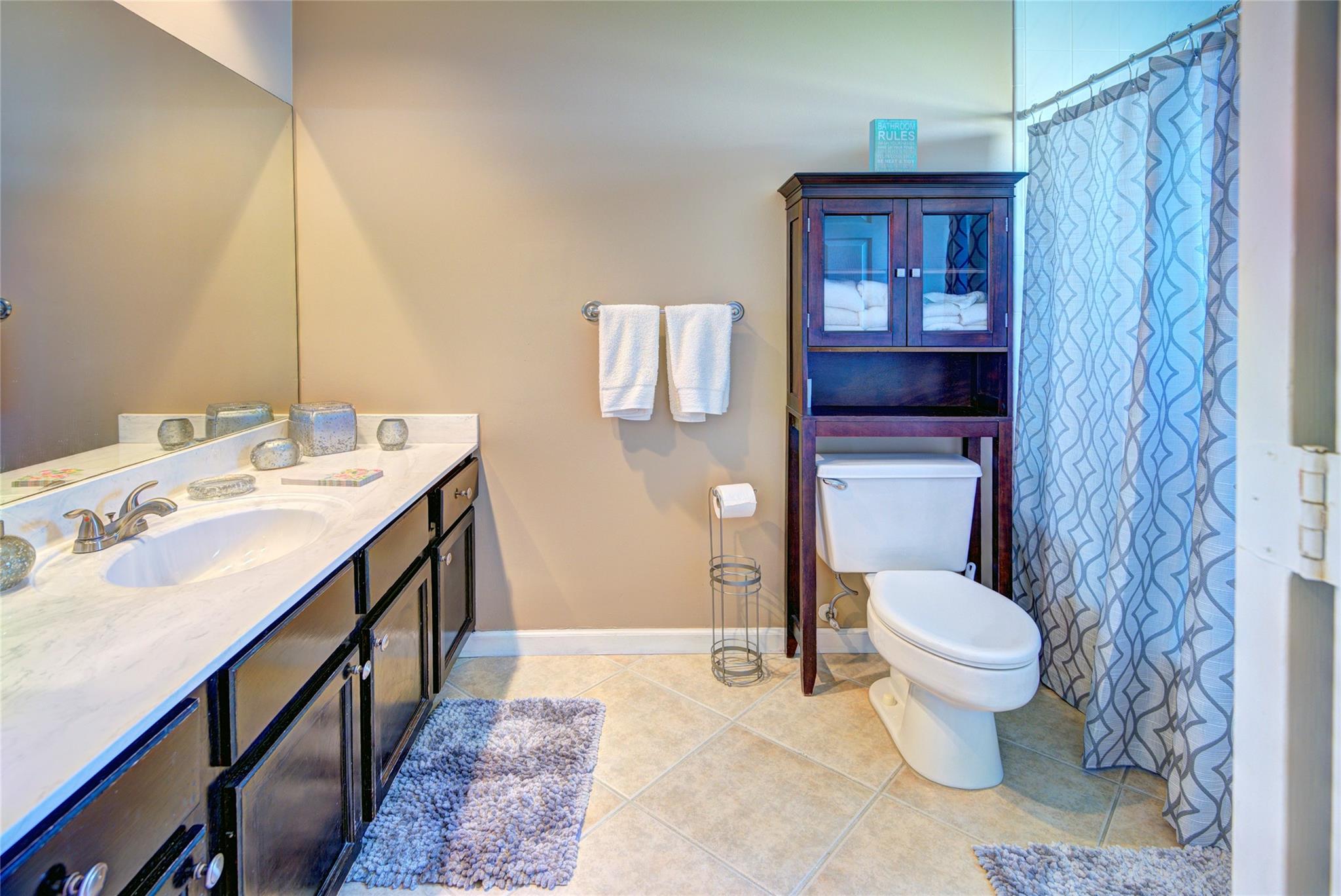 ROYAL PINES ESTATES - Residential Lease