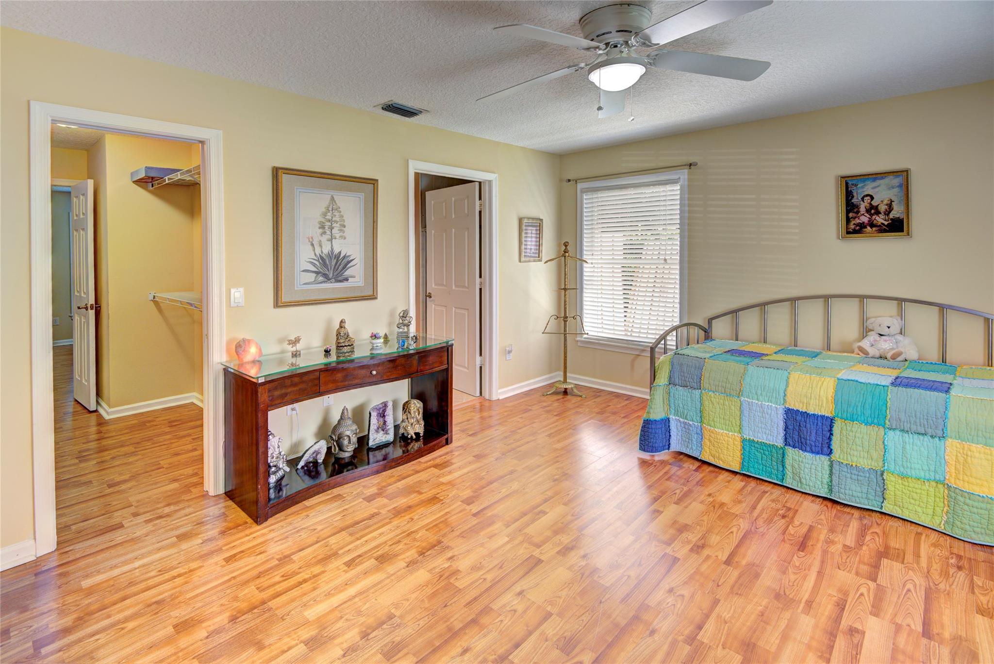 ROYAL PINES ESTATES - Residential Lease